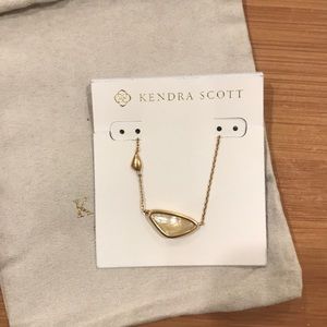 Kendra Scott Margot Pendant